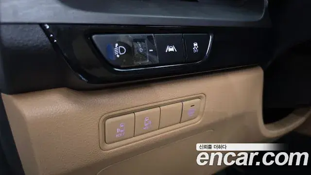 Kia Carnival 2022 — Şəkil 24/37