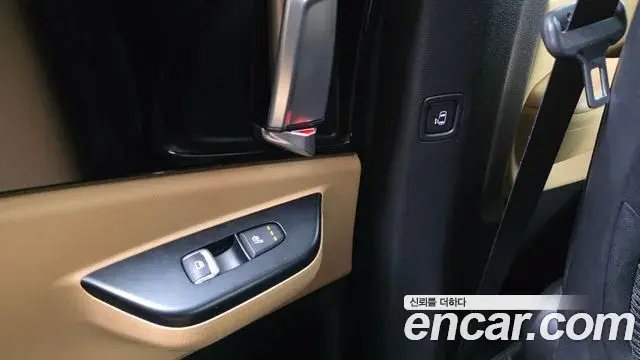 Kia Carnival 2022 — Şəkil 2/37