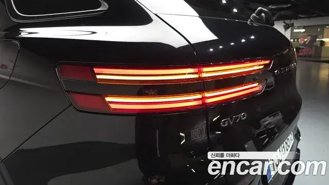 Genesis GV70 2024 — Şəkil 29/39
