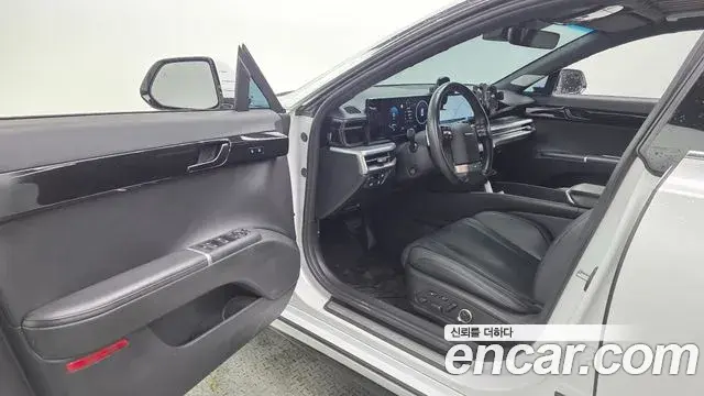 Hyundai Grandeur Hybrid 2024 — Photo 16/20