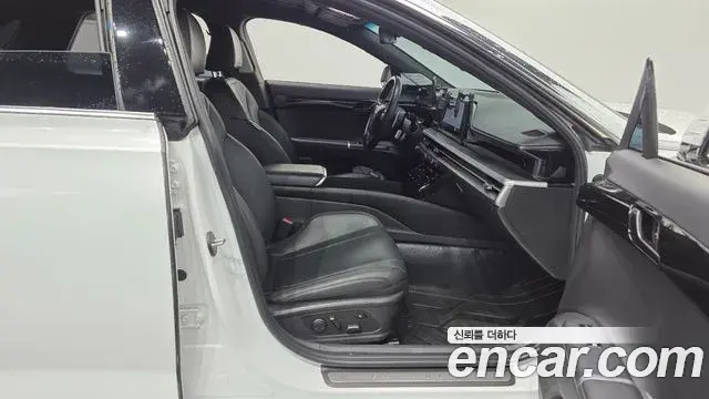 Hyundai Grandeur Hybrid 2024 — Photo 17/20