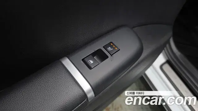 Hyundai Grandeur Hybrid 2024 — Photo 15/20