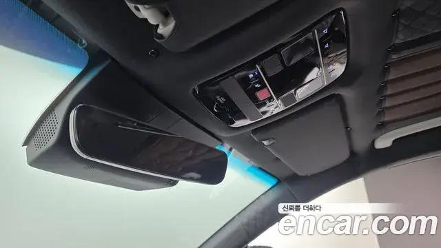 Hyundai Grandeur Hybrid 2024 — Photo 2/20