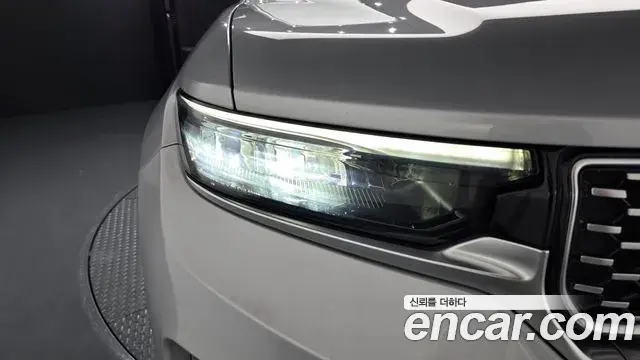 Jeep Grand Cherokee 2023 — Photo 29/33