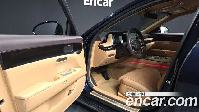 Genesis G90 2023 — Photo 9/20