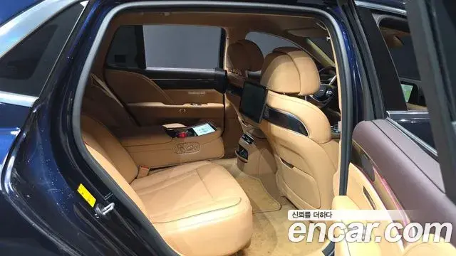 Genesis G90 2023 — Photo 5/20