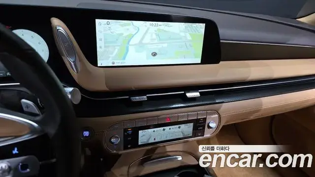 Genesis G90 2023 — Photo 10/20