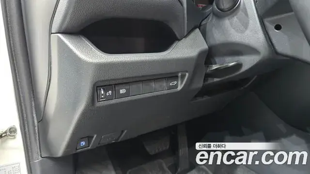 Toyota RAV4 2022 — Şəkil 14/20