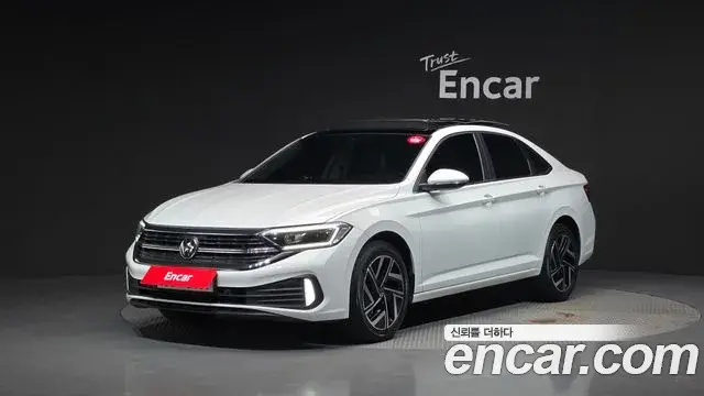 Volkswagen Jetta 2023 — Фото 1/20