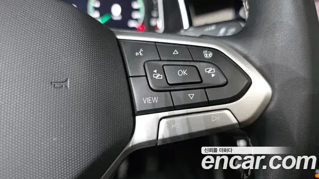 Volkswagen Jetta 2023 — Photo 19/31