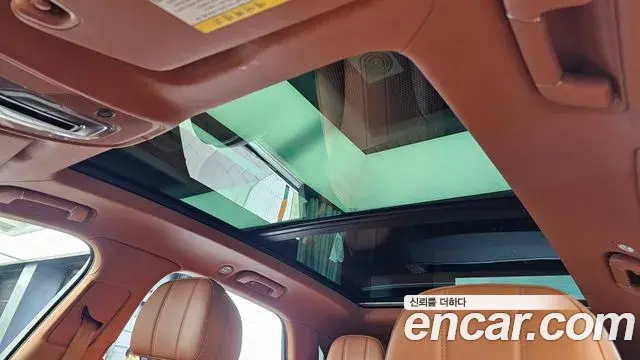 Bentley Bentayga 2018 — Photo 15/20