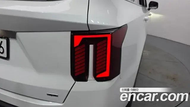Kia Sorento 2024 — ფოტო 24/38
