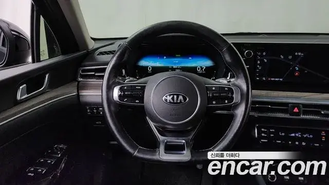 Kia K5 2020 — Фото 13/20
