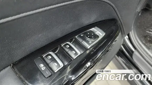 Kia K5 2020 — Photo 23/32