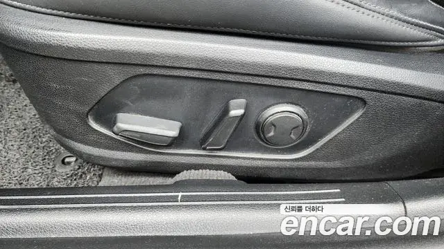 Kia K5 2020 — Photo 31/32