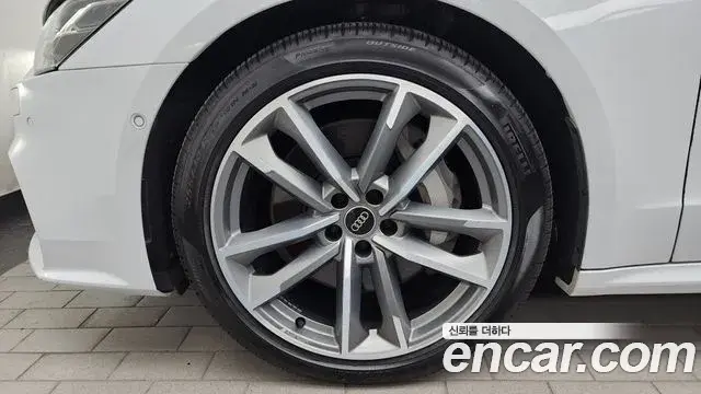 Audi A7 2023 — Şəkil 22/35