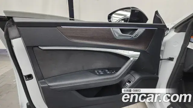 Audi A7 2023 — Şəkil 30/35