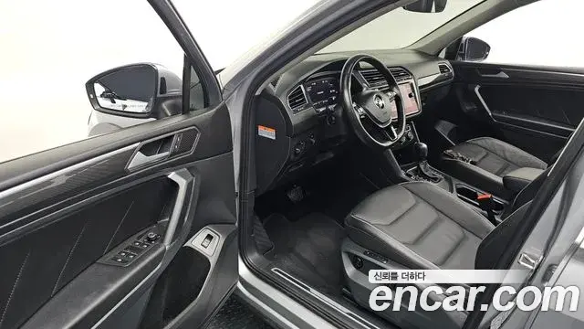 Volkswagen Tiguan Allspace 2020 — Фото 10/20