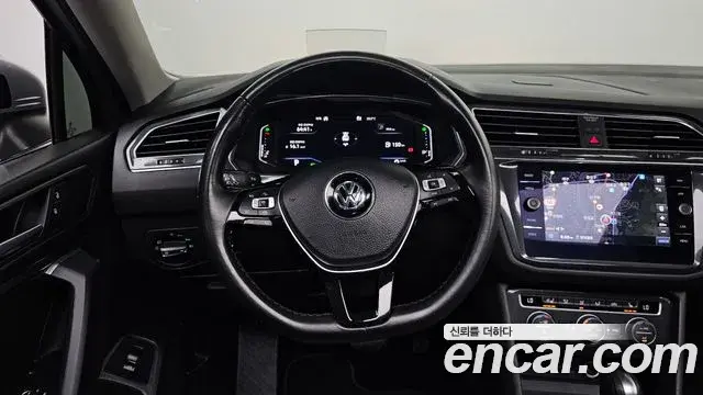 Volkswagen Tiguan Allspace 2020 — Фото 12/20
