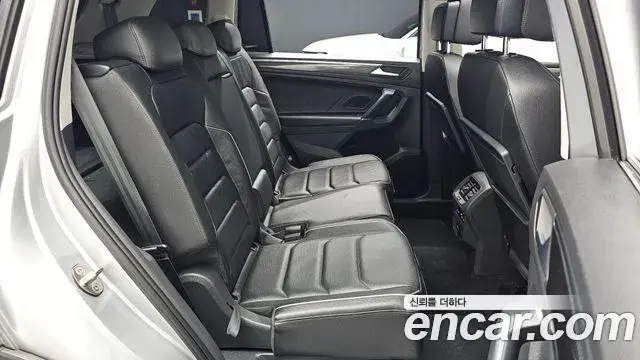 Volkswagen Tiguan Allspace 2020 — Şəkil 29/32
