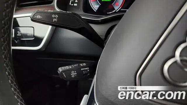 Audi A7 2022 — Photo 10/33