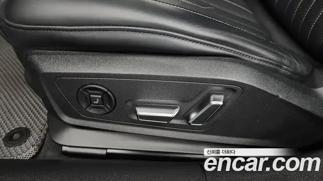 Audi A7 2022 — Photo 23/33