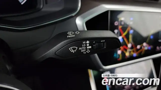 Audi A7 2022 — Photo 8/33