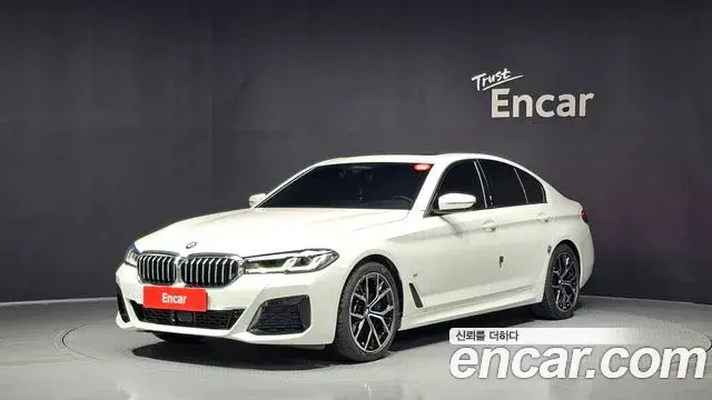 BMW 5 Series 2023 — Фото 1/20