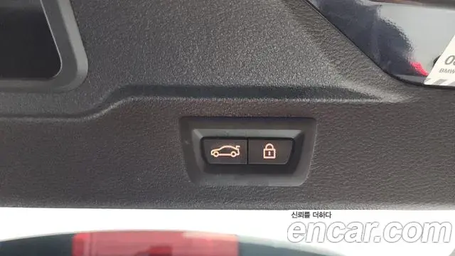 BMW X5 2018 — ფოტო 18/20
