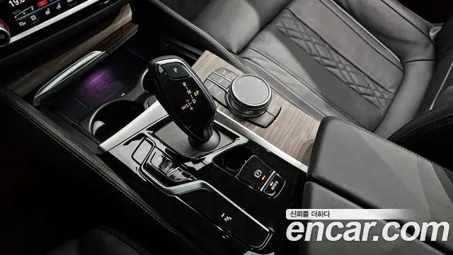 BMW 5 Series 2022 — Фото 9/20