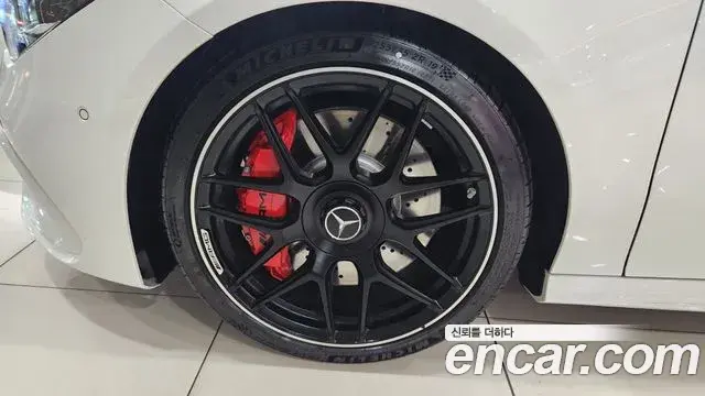 Mercedes-Benz CLA-Class 2025 — Фото 4/19