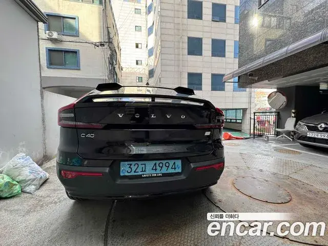 Volvo C40 Recharge 2023 — Şəkil 7/7