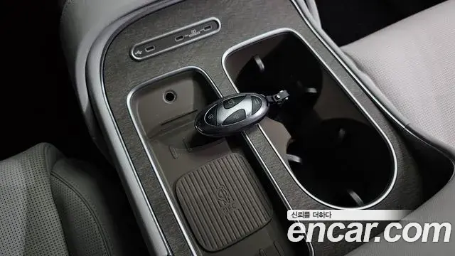 Hyundai Palisade 2025 — ფოტო 32/40