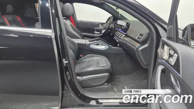 Mercedes-Benz GLE-Class 2022 — Photo 19/20