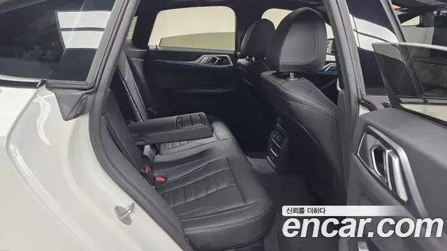 BMW 4 Series 2025 — Şəkil 16/35