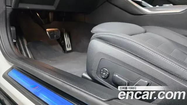 BMW 4 Series 2025 — Şəkil 18/35