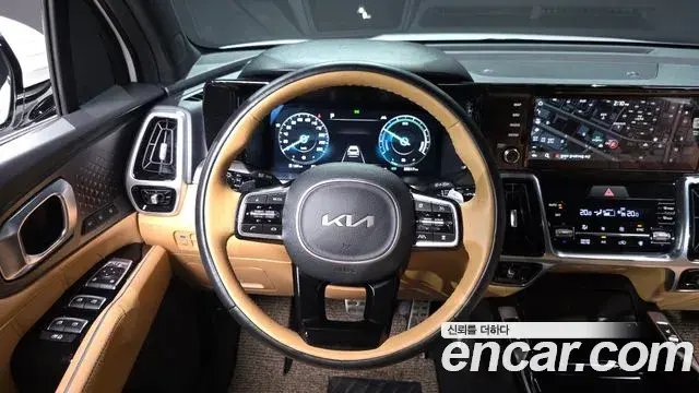 Kia Sorento 2023 — ფოტო 5/37