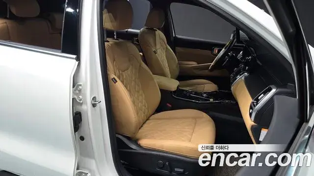Kia Sorento 2023 — ფოტო 27/37
