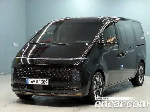 Hyundai Staria 2024 — ფოტო 8/20