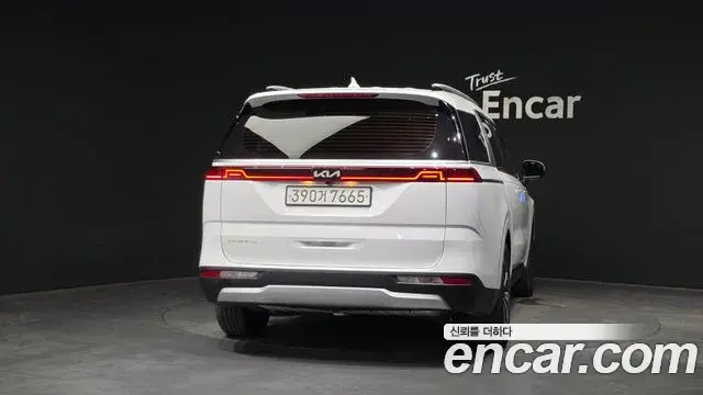 Kia Carnival 2023 — Şəkil 12/20