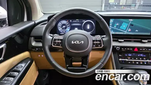 Kia Carnival 2023 — Şəkil 19/20