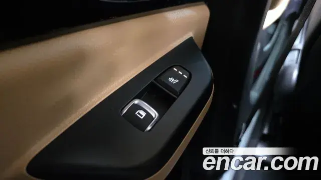 Kia Carnival 2023 — Şəkil 8/20