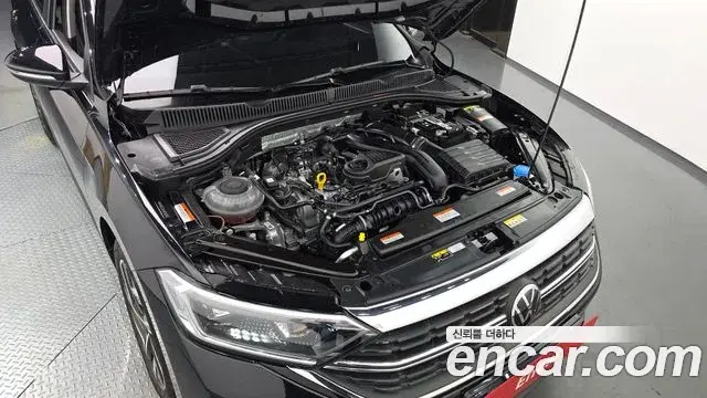 Volkswagen Jetta 2023 — Photo 5/20