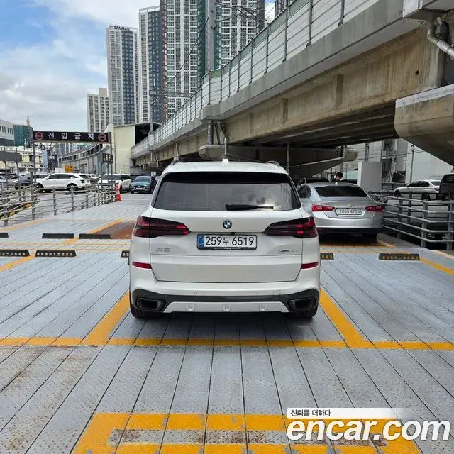 BMW X5 2026 — Photo 15/16