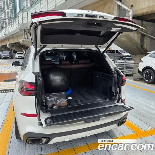 BMW X5 2026 — Photo 12/16
