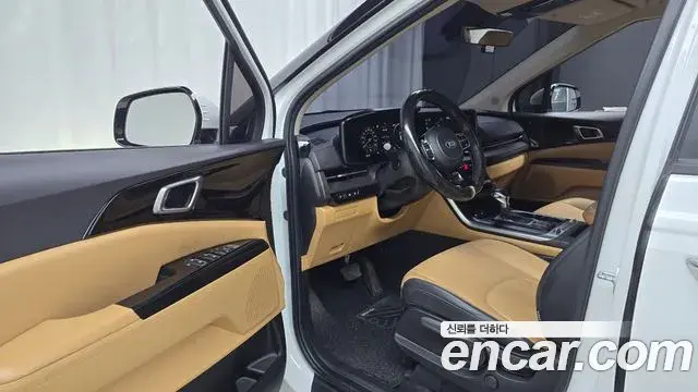 Kia Carnival 2021 — Фото 10/20