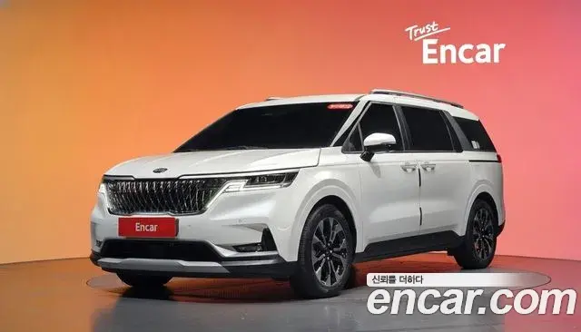 Kia Carnival 2021 — Фото 1/20