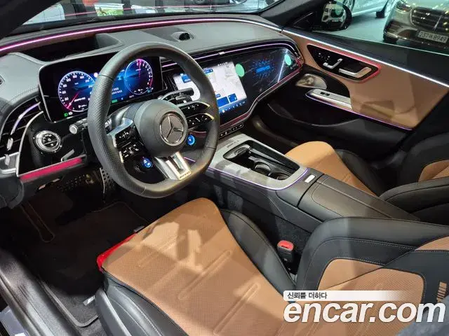 Mercedes-Benz E-Class 2025 — Photo 19/20