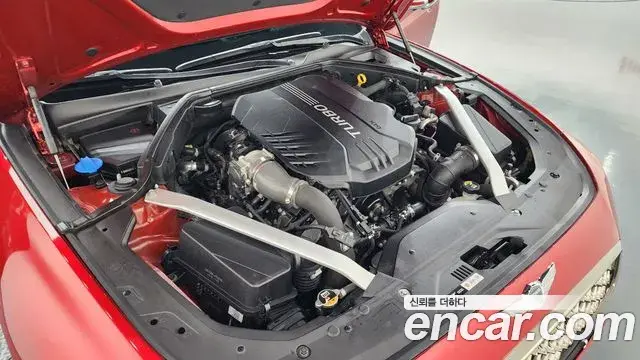 Genesis G70 2019 — Photo 8/37