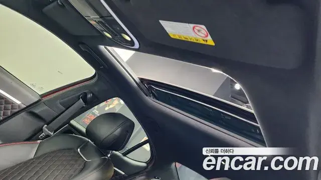 Genesis G70 2019 — Photo 15/37